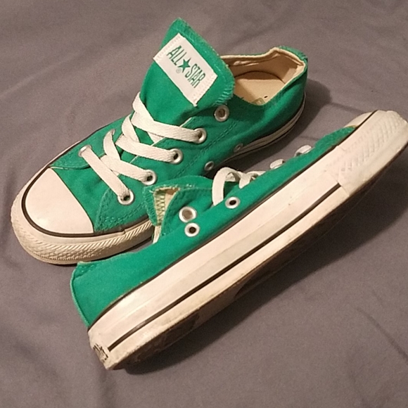 Women Size 5 Kelly Green Converse - Picture 3 of 3